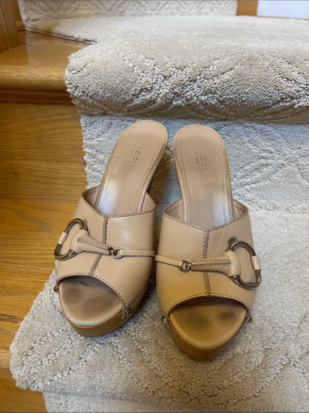 Gucci Nude Leather Platform Mule Sandals with Silver Horsebit - Picture 5 of 7